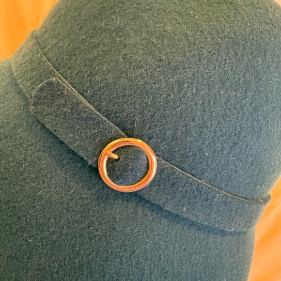 Elegant Teal Wool Cloche Hat - Picture 3 of 5